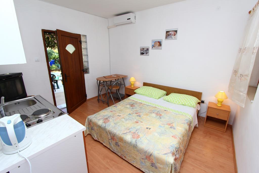 Apartments Antolovic Rovinj Quarto foto