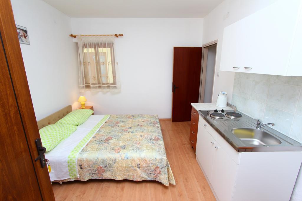 Apartments Antolovic Rovinj Quarto foto